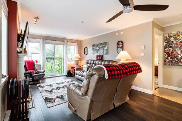 New Westminster, BC V3L 5S7,55 Blackberry DR #402