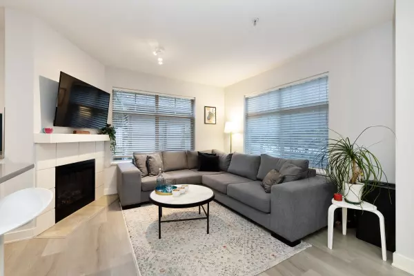 Maple Ridge, BC V2X 8W6,12248 224 ST #120