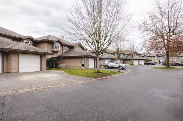 Maple Ridge, BC V4R 2E5,11737 236 ST #61