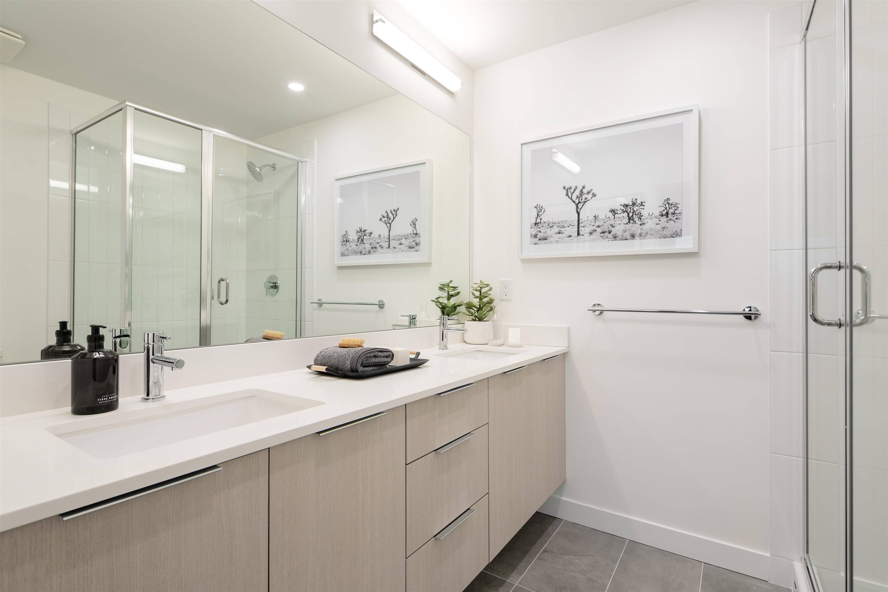 Tsawwassen, BC V0V 0V0,4375 Cormorant WAY #44