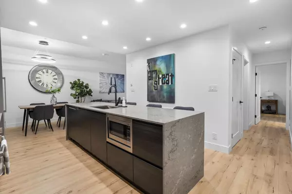 Port Moody, BC V3H 0L9,3131 Murray ST #226