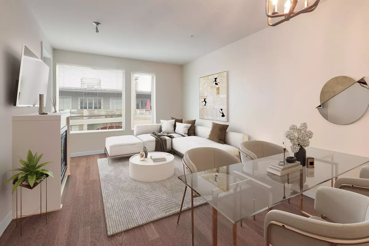 North Vancouver, BC V7M 0B4,119 W 22nd ST #407