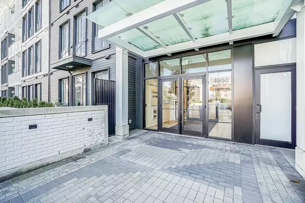 Surrey, BC V3R 0E8,14968 101a AVE #416