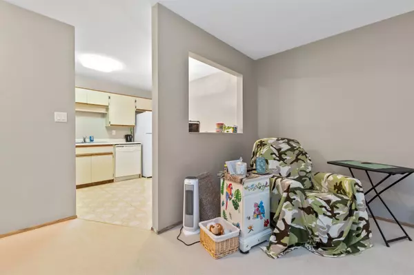 Abbotsford, BC V2S 3K1,2750 Fuller ST #112