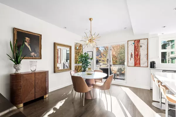 North Vancouver, BC V7J 0C2,856 Orwell ST #13