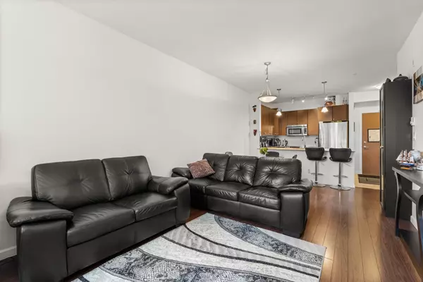 New Westminster, BC V3L 0C4,290 Francis WAY #201