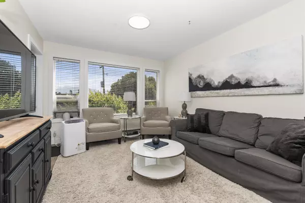 Chilliwack, BC V2P 0B9,46289 Yale RD #317