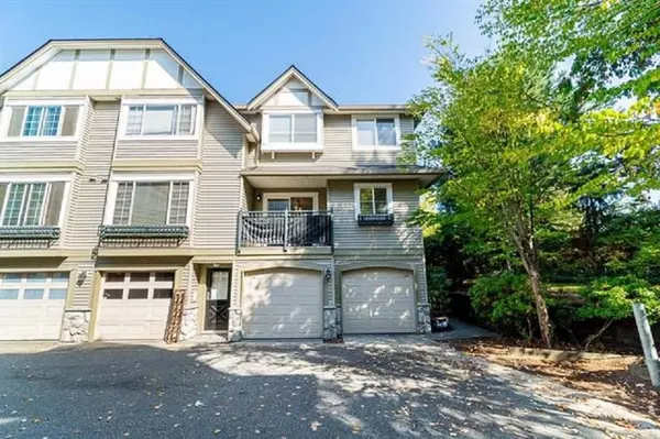 Surrey, BC V3R 0Z8,15488 101a AVE #44