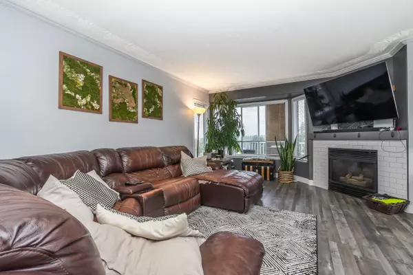 Mission, BC V2V 1E7,32870 1st AVE