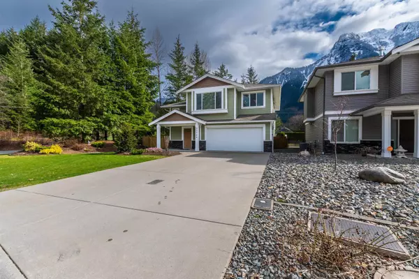 Hope, BC V0X 1L1,65744 Valley View PL