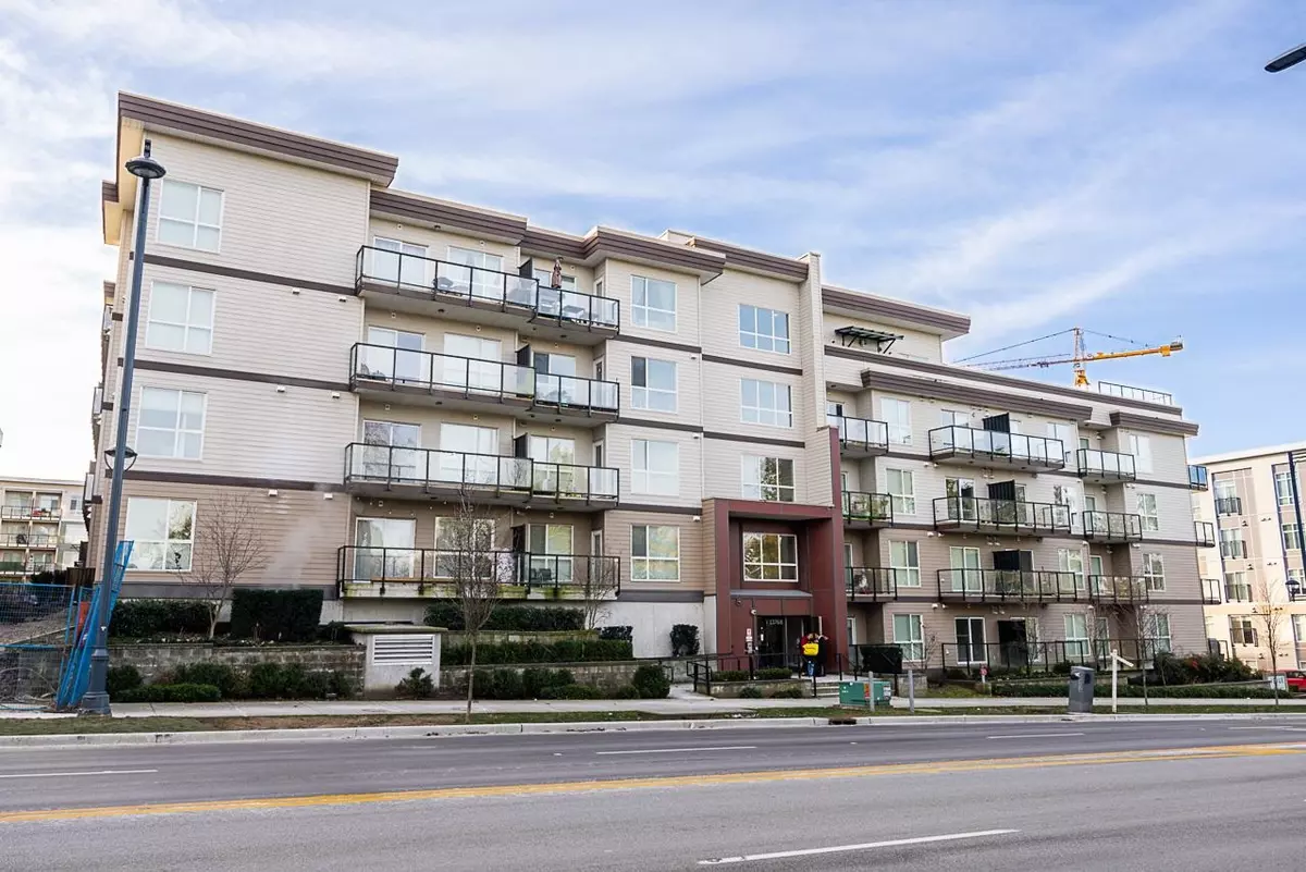 Surrey, BC V3T 0L9,13768 108 AVE #318