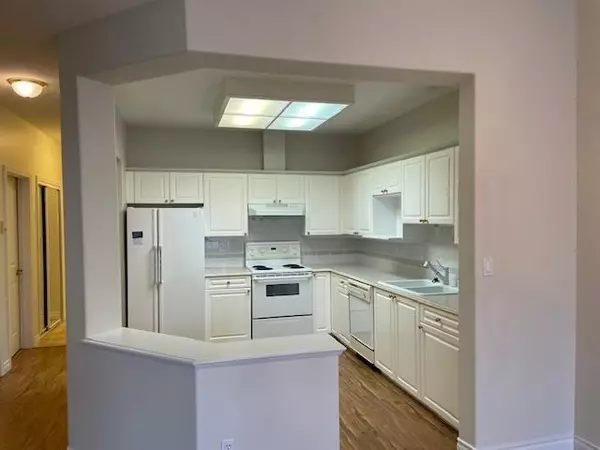 Chilliwack, BC V2P 7Y7,8485 Young RD #1406