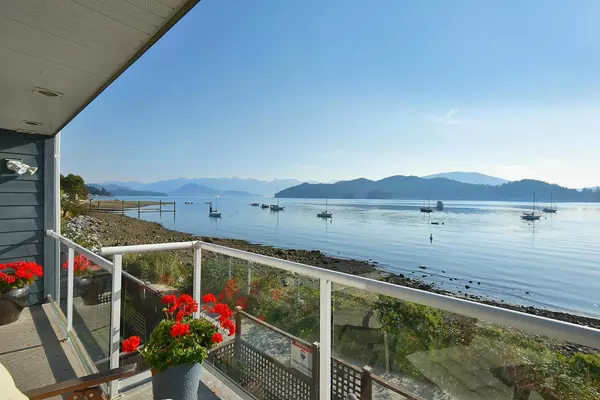 Gibsons, BC V0N 1V1,508 Marine DR