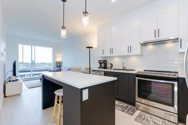 Surrey, BC V4N 6W7,18811 72 AVE #409