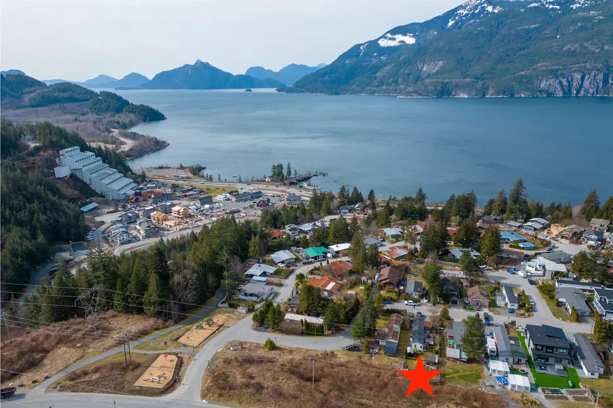 Britannia Beach, BC V8B 1J2,833 Britannia WAY