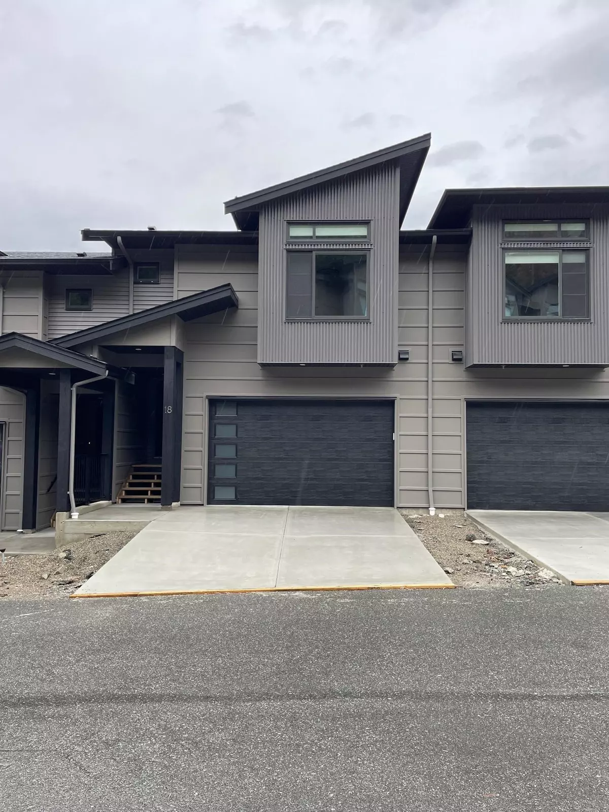 Chilliwack, BC V2R 4A1,43610 Chilliwack Mountain RD #22