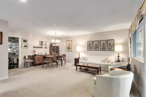 North Vancouver, BC V7H 2X5,3634 Garibaldi DR #30