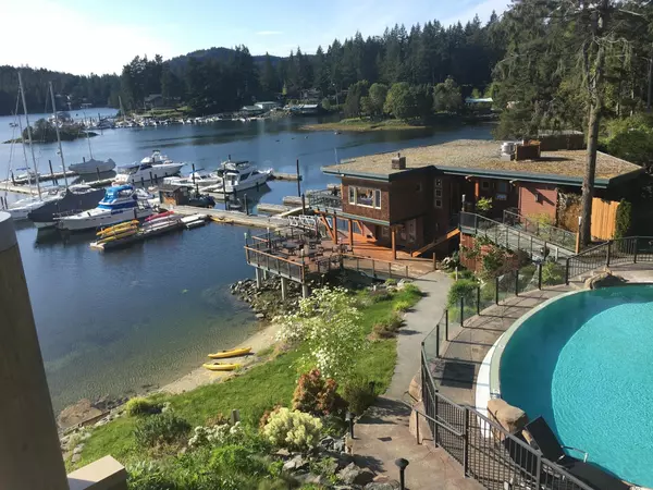 Pender Harbour, BC V0N 2H0,12849 Lagoon RD #3D