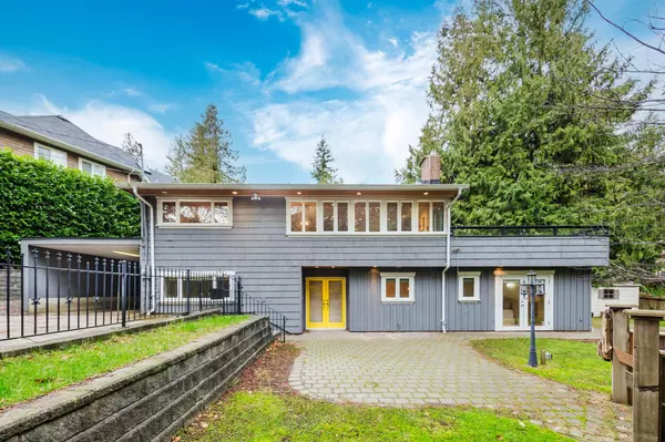 West Vancouver, BC V7W 2C1,6411 Pitt ST