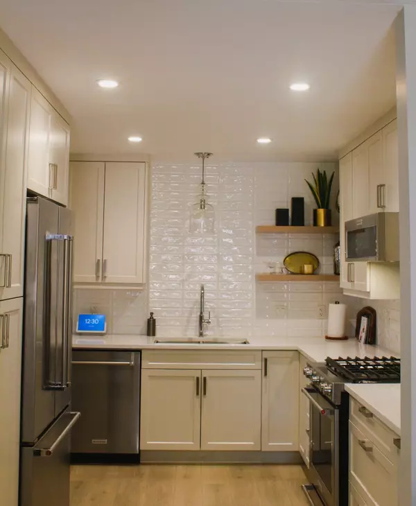 Abbotsford, BC V2S 4P8,2050 Gladwin RD #24