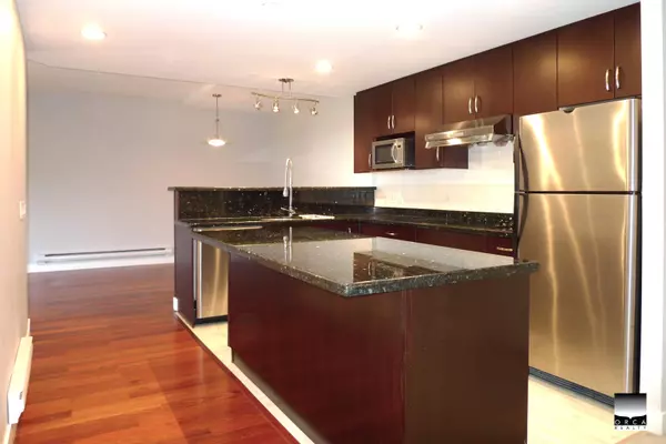 Burnaby, BC V3N 4S6,3980 Carrigan CT #T6011