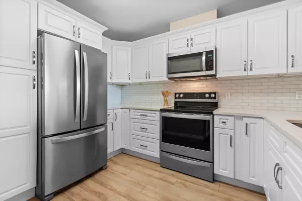 Maple Ridge, BC V2X 3N8,12148 224 ST #510