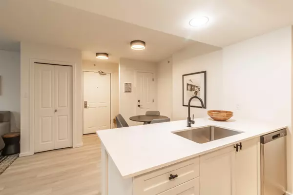 Whistler, BC V8E 1C1,4315 Northlands BLVD #613