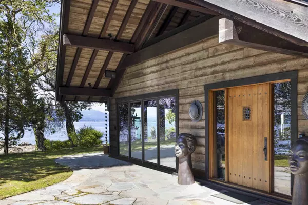 Salt Spring Island, BC V8K 1E7,810 Sunset DR