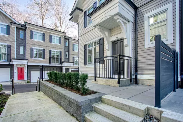 Surrey, BC V3Z 1J1,2070 Oak Meadows DR #118