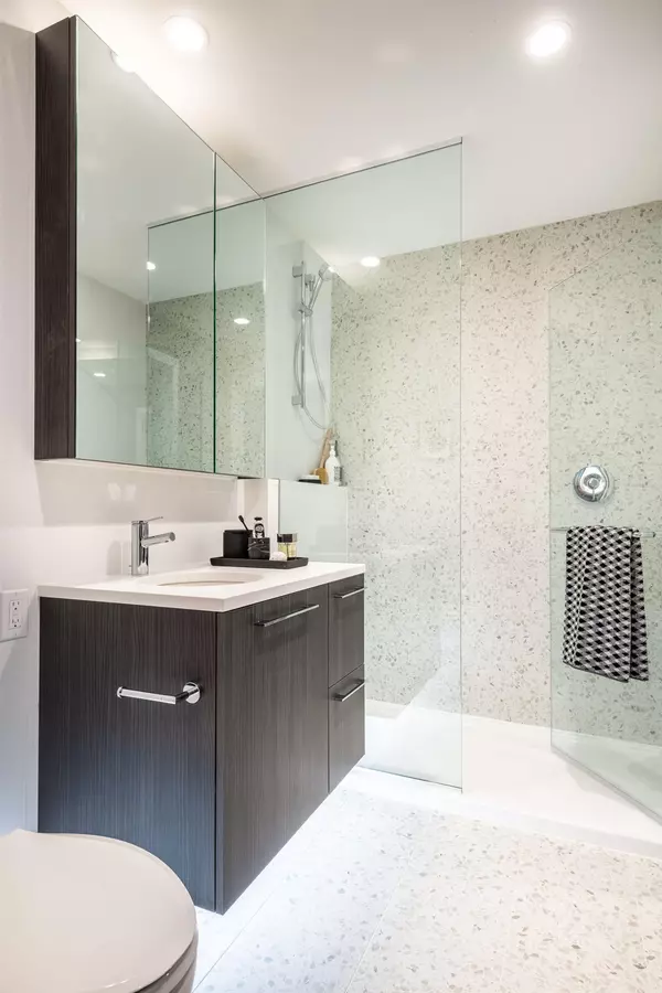 Burnaby, BC V5C 0K2,2425 Alpha AVE #1804