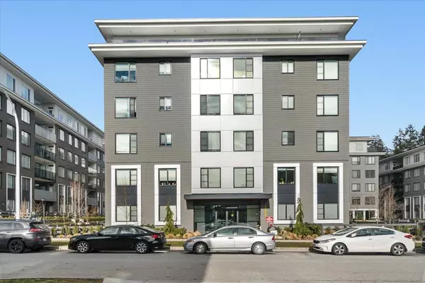 Surrey, BC V4N 6W9,15825 85 AVE #403