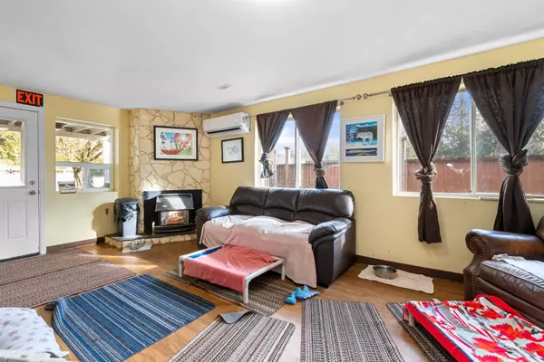 Mission, BC V2V 6B2,33860 Dlugosh AVE