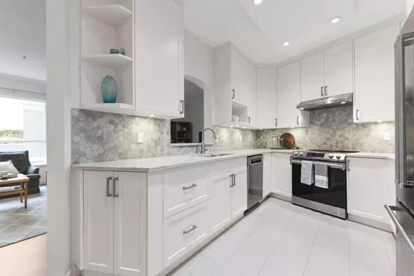 Coquitlam, BC V3B 7W8,3098 Guildford WAY #139