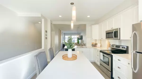 Langley, BC V2Y 0T3,7157 210 ST #25