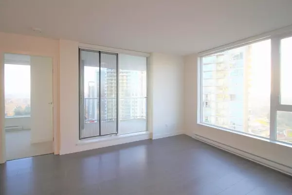 Surrey, BC V3T 0L5,13696 100 AVE #3906