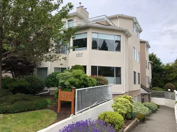 1327 Best ST #104,  White Rock,  BC V4B 4E3