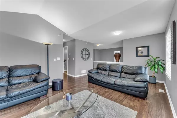 Coquitlam, BC V3C 6R1,3000 Riverbend DR #409