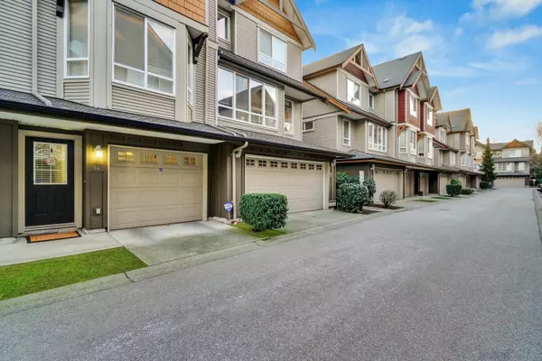 Surrey, BC V3S 4P2,16772 61 AVE #14