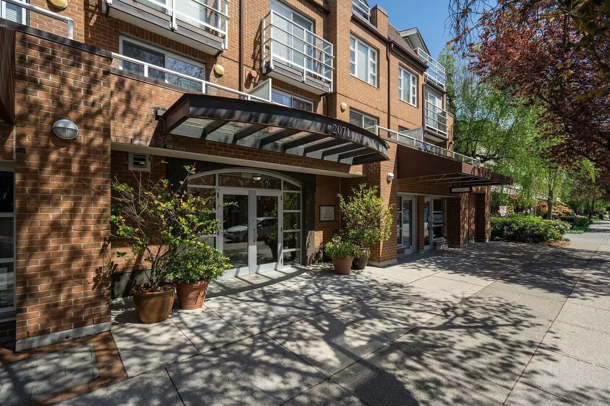 Vancouver, BC V6M 2B4,2071 W 42nd AVE #401