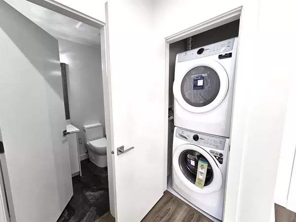 Langley, BC V2Y 3V7,20081 68 AVE #201