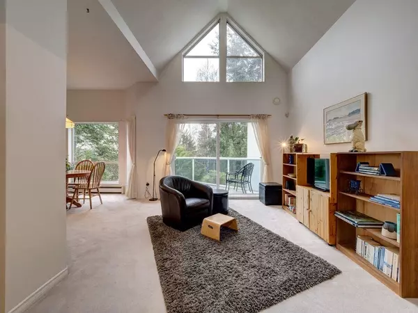 Sechelt, BC V7Z 0K3,5740 Marine WAY #4