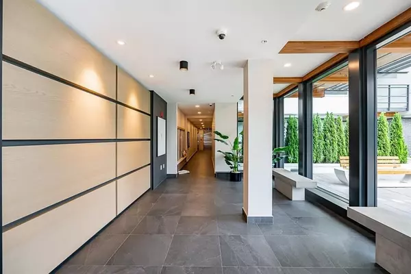 Port Moody, BC V3H 2H7,3018 St George ST #302