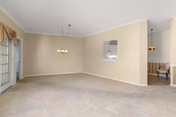 Coquitlam, BC V3B 7W8,3098 Guildford WAY #443