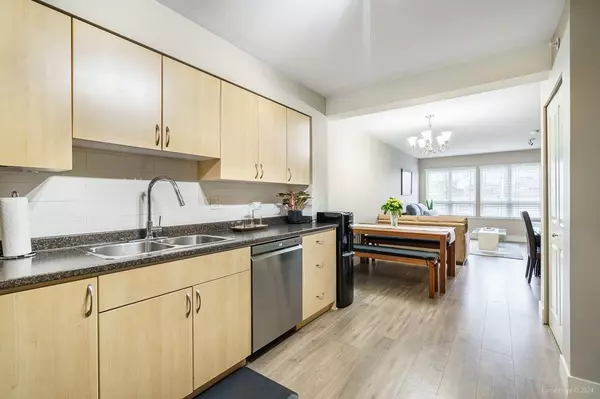 3423 E Hastings ST #201,  Vancouver,  BC V5K 2A5