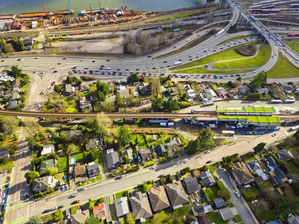 New Westminster, BC V3M 2H2,2139 Marine WAY