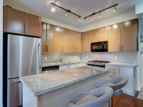 Sechelt, BC V7Z 0H3,5160 Davis Bay RD #120