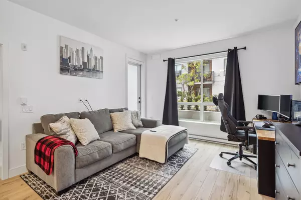 Port Moody, BC V3H 0L9,3131 Murray ST #225