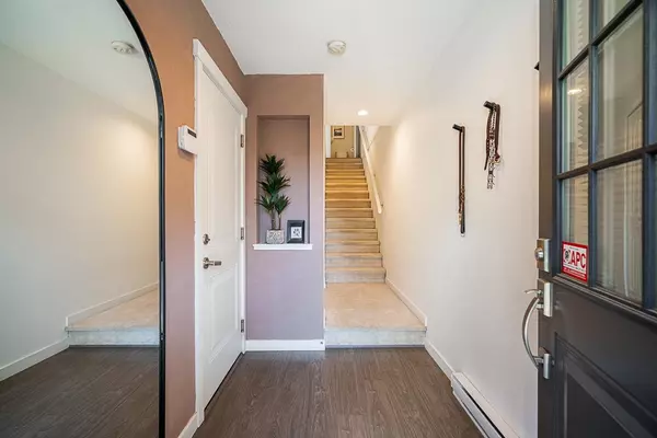 Coquitlam, BC V3E 0M2,3461 Princeton AVE #18