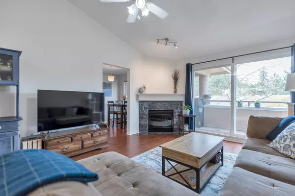 Surrey, BC V3R 0T1,14980 101a AVE #313