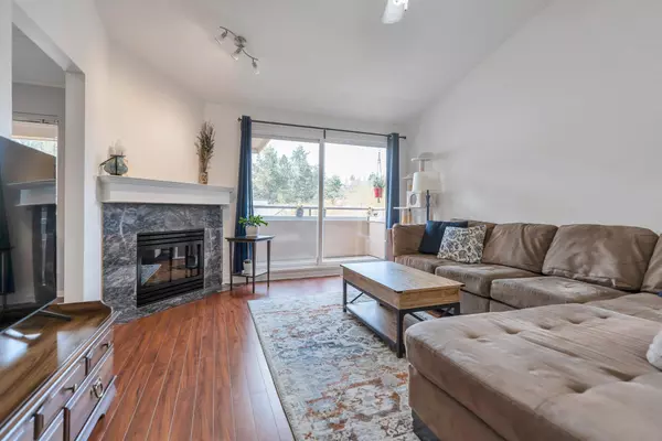 Surrey, BC V3R 0T1,14980 101a AVE #313